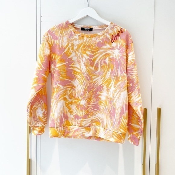 fabulous “love” sweatshirt - Picture 2 of 4